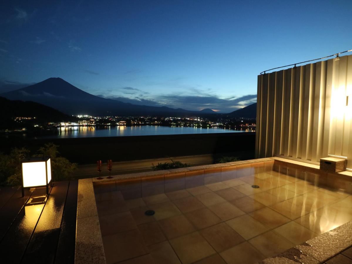 【河口湖水之家酒店】平價住宿,山景、湖景、泡湯一次滿足! - 第5張圖 頂樓貸切露天風呂
