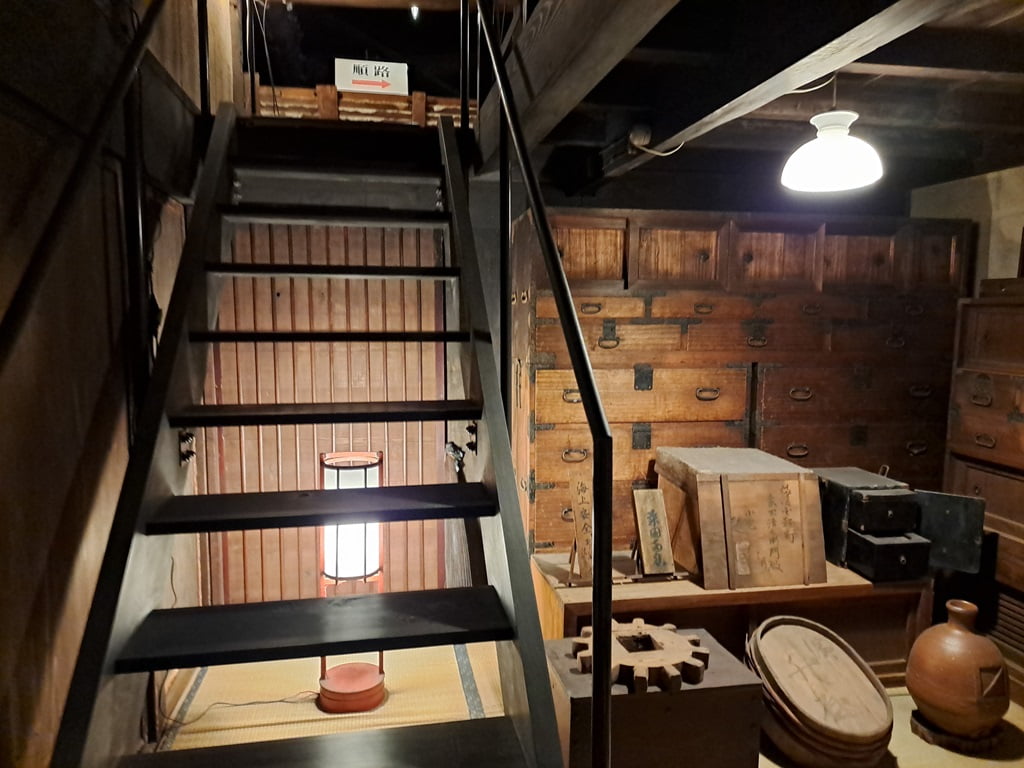 進入暗屋的入口