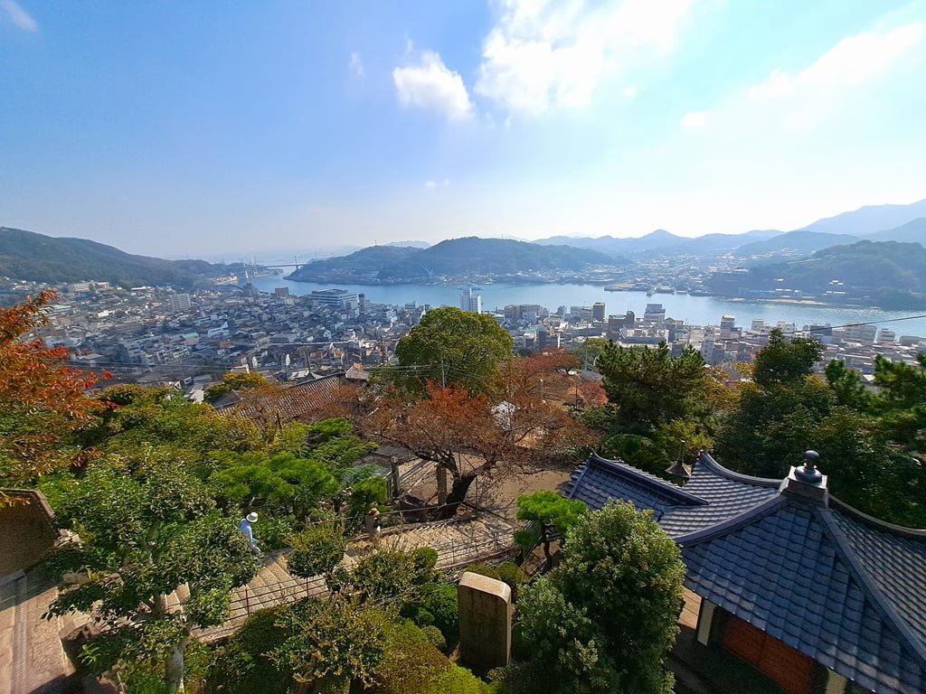 【廣島】尾道一日遊-讓人一眼就愛上的山城小鎮、水道與瀨戶內海 - 第36張圖 千光寺眺望景觀