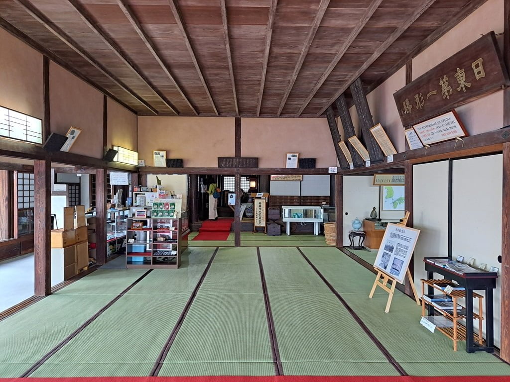 對潮樓內部