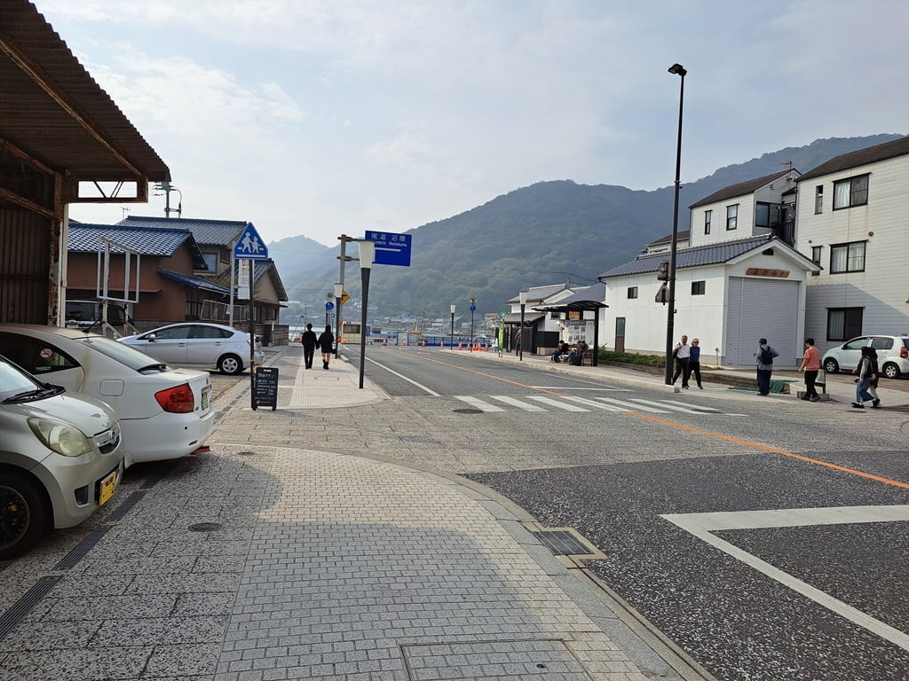 前往鞆港的道路
