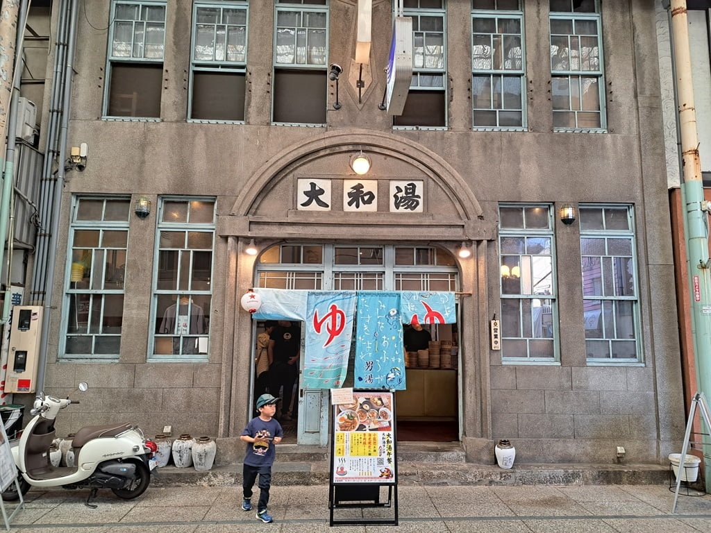 【廣島】尾道一日遊-讓人一眼就愛上的山城小鎮、水道與瀨戶內海 - 第85張圖 複合式餐廳雜貨店「YouYou(ゆーゆー)」