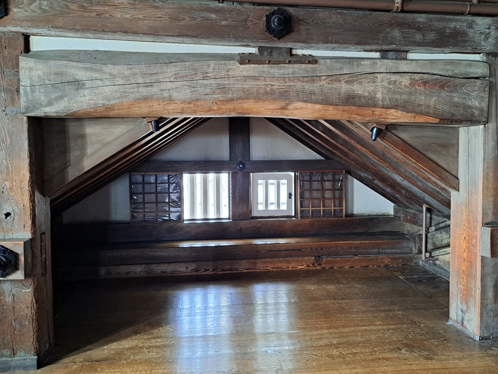 【姬路城一日遊】穿越400年的日本第一名城-遊覽古城結構大寶庫 - 第47張圖 破風之間