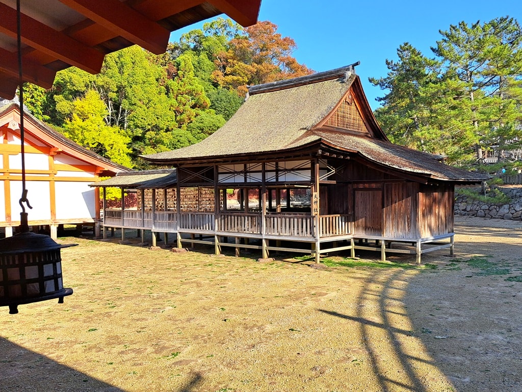 【宮島一日遊】嚴島神社大鳥居與海上社殿-歷史、交通與看點! - 第37張圖 天神社