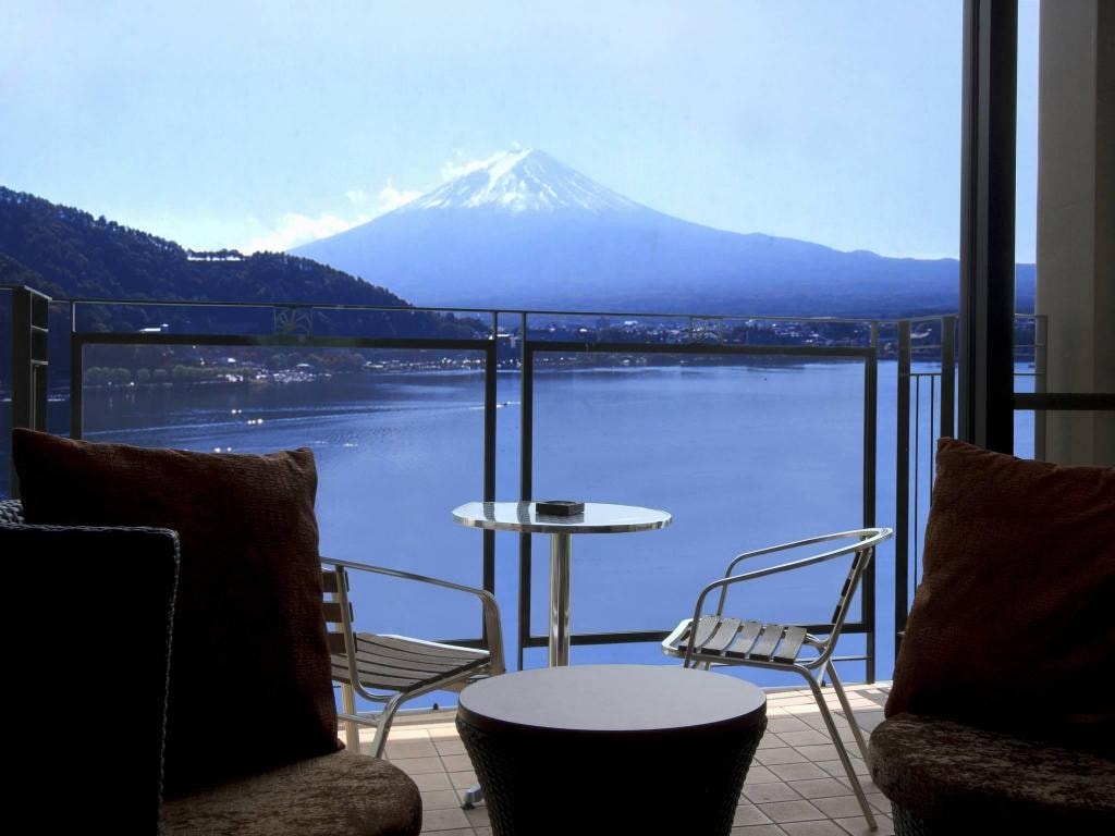 【風之露台KUKUNA飯店】超美富士山景、湖景高級渡假村 - 第2張圖 風之露台KUKUNA飯店房間景觀