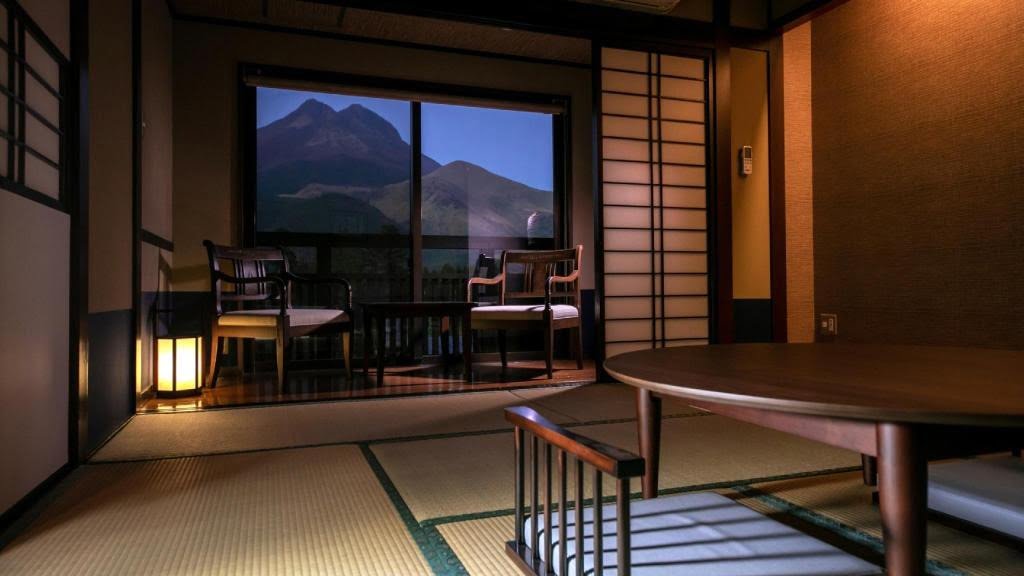 由布岳側和室