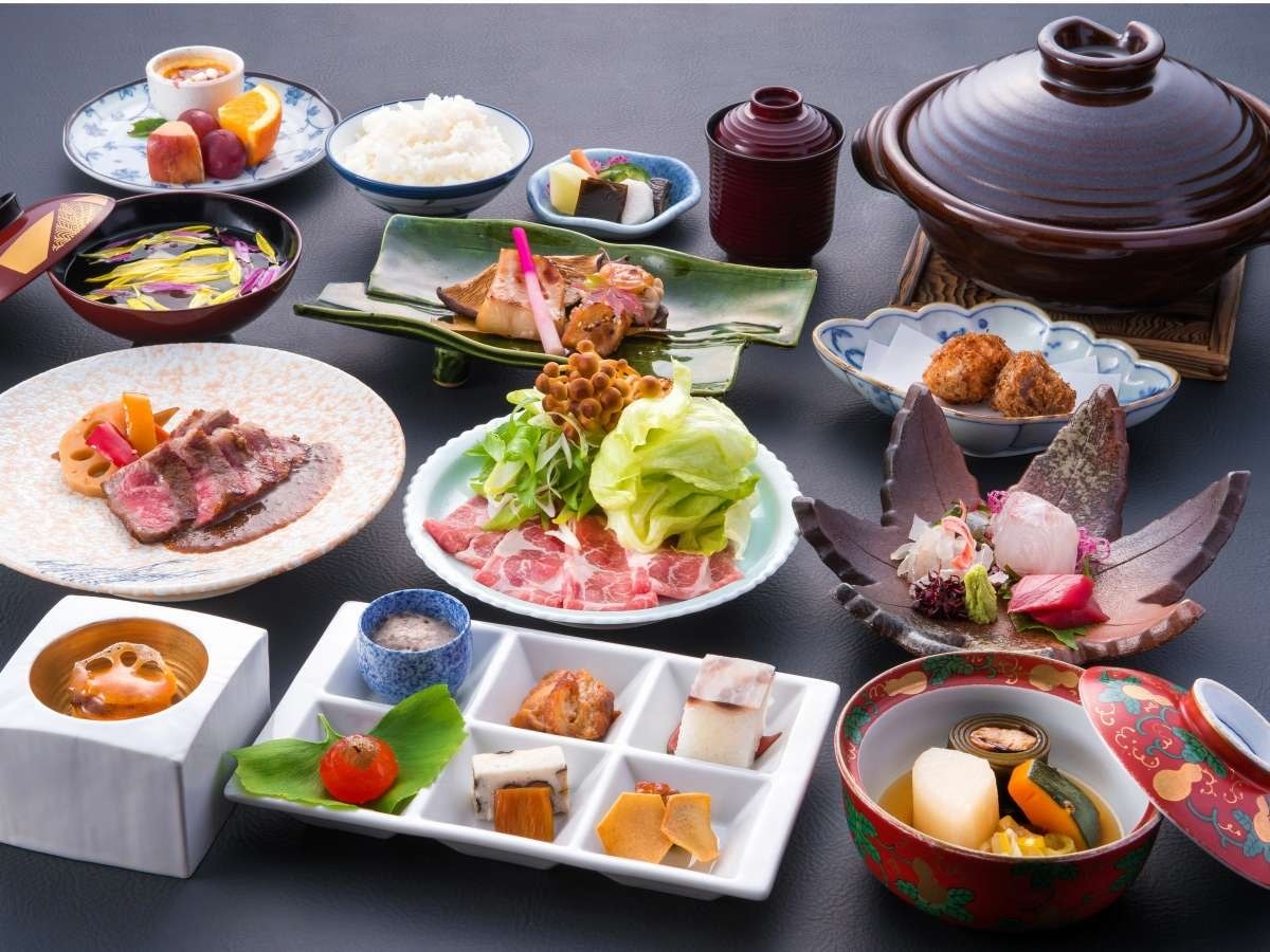 【夢想園山之飯店】露天溫泉池超大!泡溫泉欣賞壯觀由布岳! - 第17張圖 夢想園山之飯店晚餐