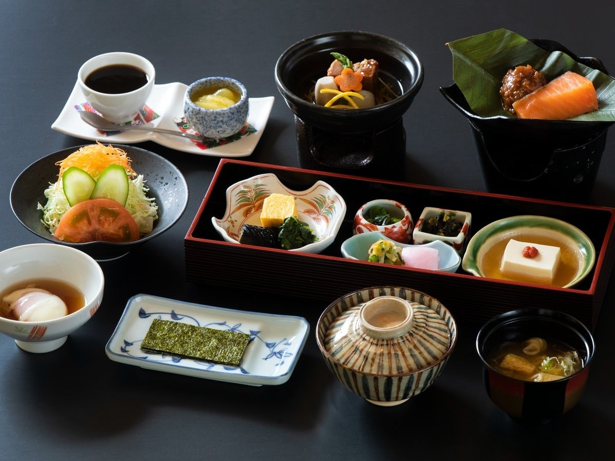 【下呂溫泉湯之島館】天皇來住過!濃濃昭和風情的日本文化財飯店! - 第17張圖 湯之島館早餐