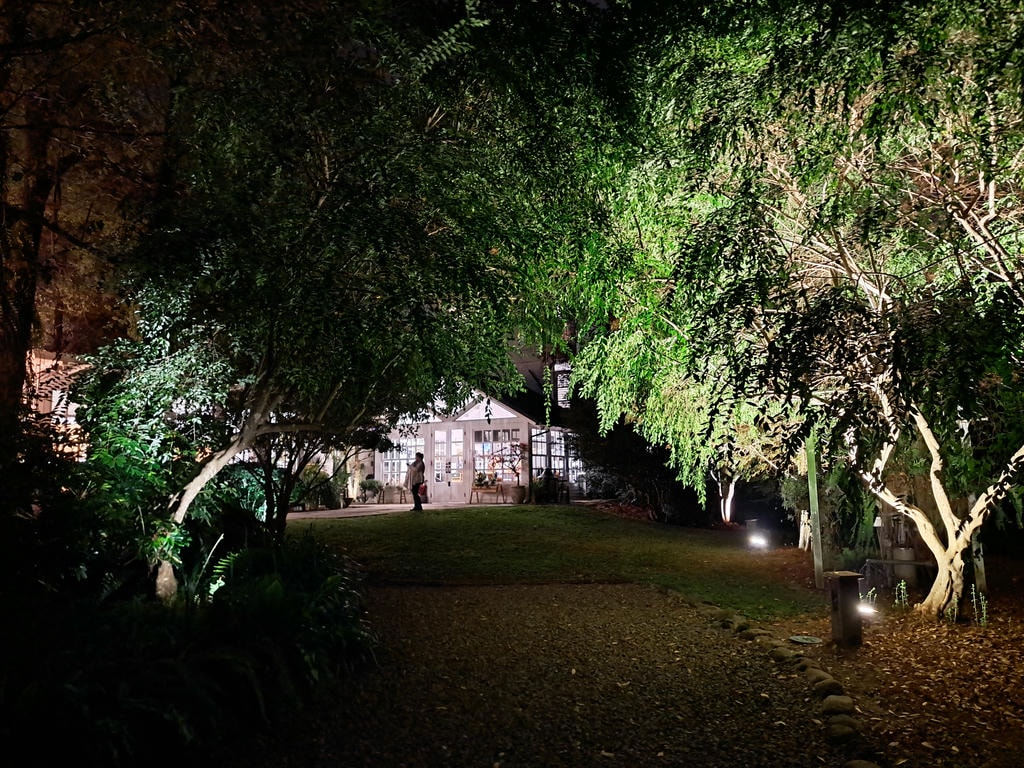 夜晚燈光