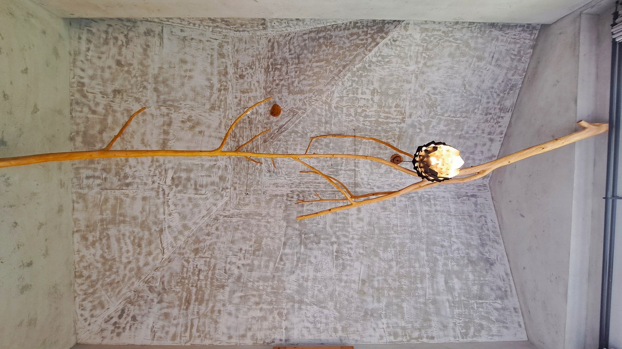 【八番私人住宅】隱身山林的日月潭民宿!清水模×木質調,享受靜謐慢活! - 第46張圖 3樓四人房屋頂