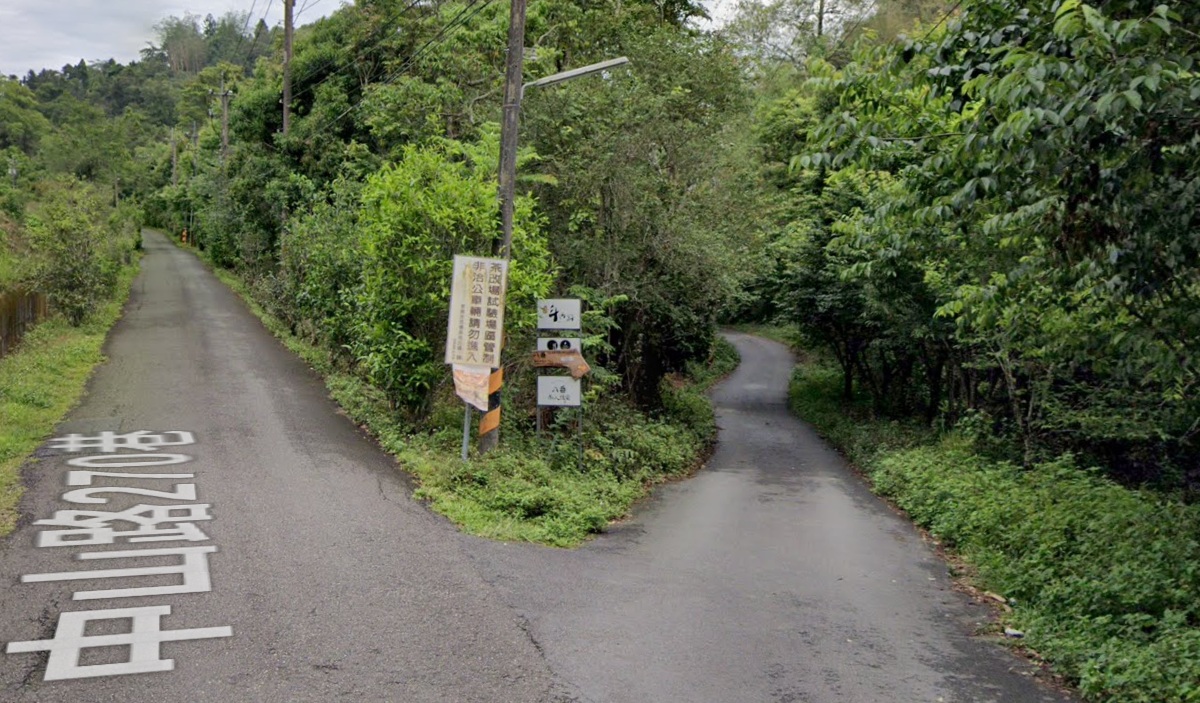 【八番私人住宅】隱身山林的日月潭民宿!清水模×木質調,享受靜謐慢活! - 第4張圖 前往八番私人住宅岔路