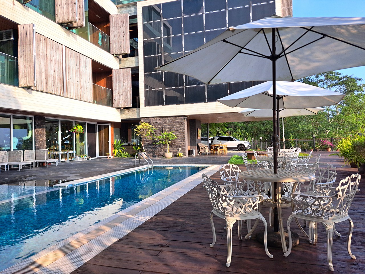 【日月潭原森林民宿】享受山林靜謐與泳池度假氛圍,親子家庭與情侶必住! - 第21張圖 民宿泳池