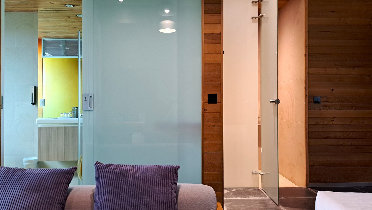 【日月潭原森林民宿】享受山林靜謐與泳池度假氛圍,親子家庭與情侶必住! - 第30張圖 衛浴及廁所